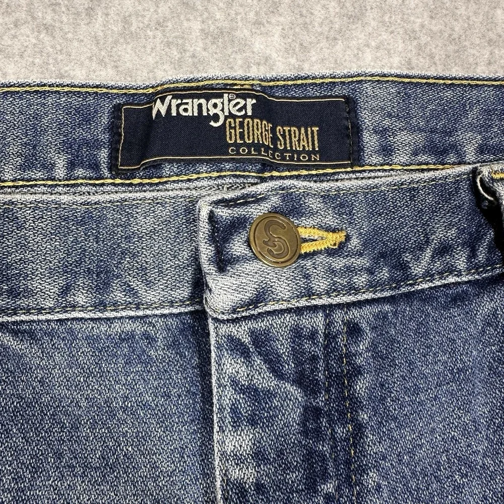 Wrangler George Strait 13mgs Denim Men's 38x36(36x36) Medium Wash Cowboy Jeans